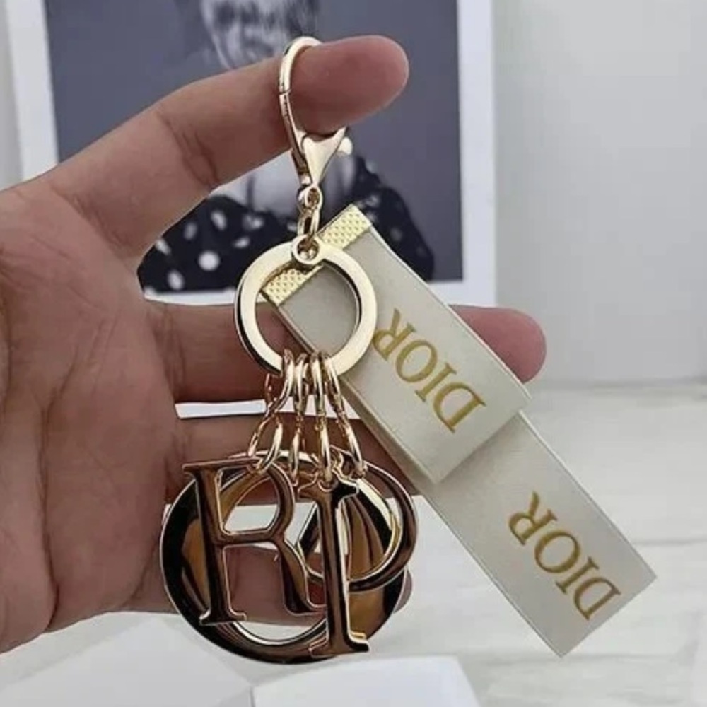 DIOR VIP  Key Chain Bag Charm - Picture 2 of 4